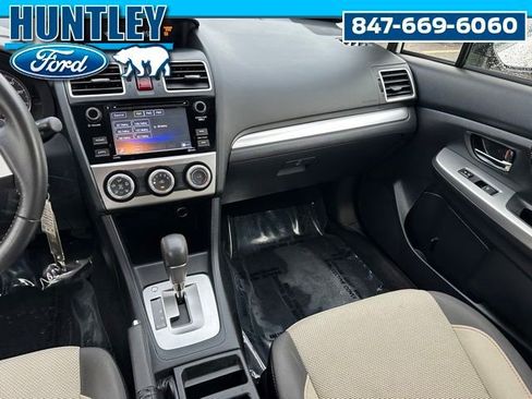 Used 2017 Subaru Crosstrek 2.0i Premium w/ Popular Package #1 AWD/4WD image 14