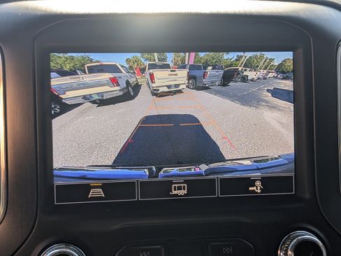 Certified 2021 GMC Sierra 1500 AT4 image 8