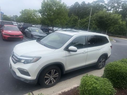 Used 2017 Honda Pilot EX-L image 5