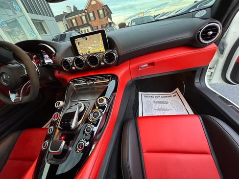 Used 2016 Mercedes-Benz AMG GT S image 20