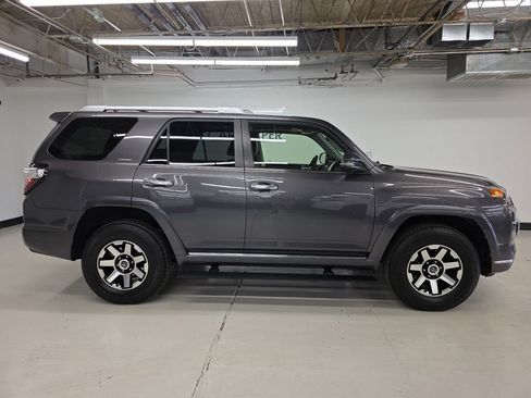 Used 2015 Toyota 4Runner Limited AWD/4WD image 17