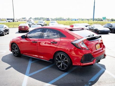 Used 2017 Honda Civic Sport image 17