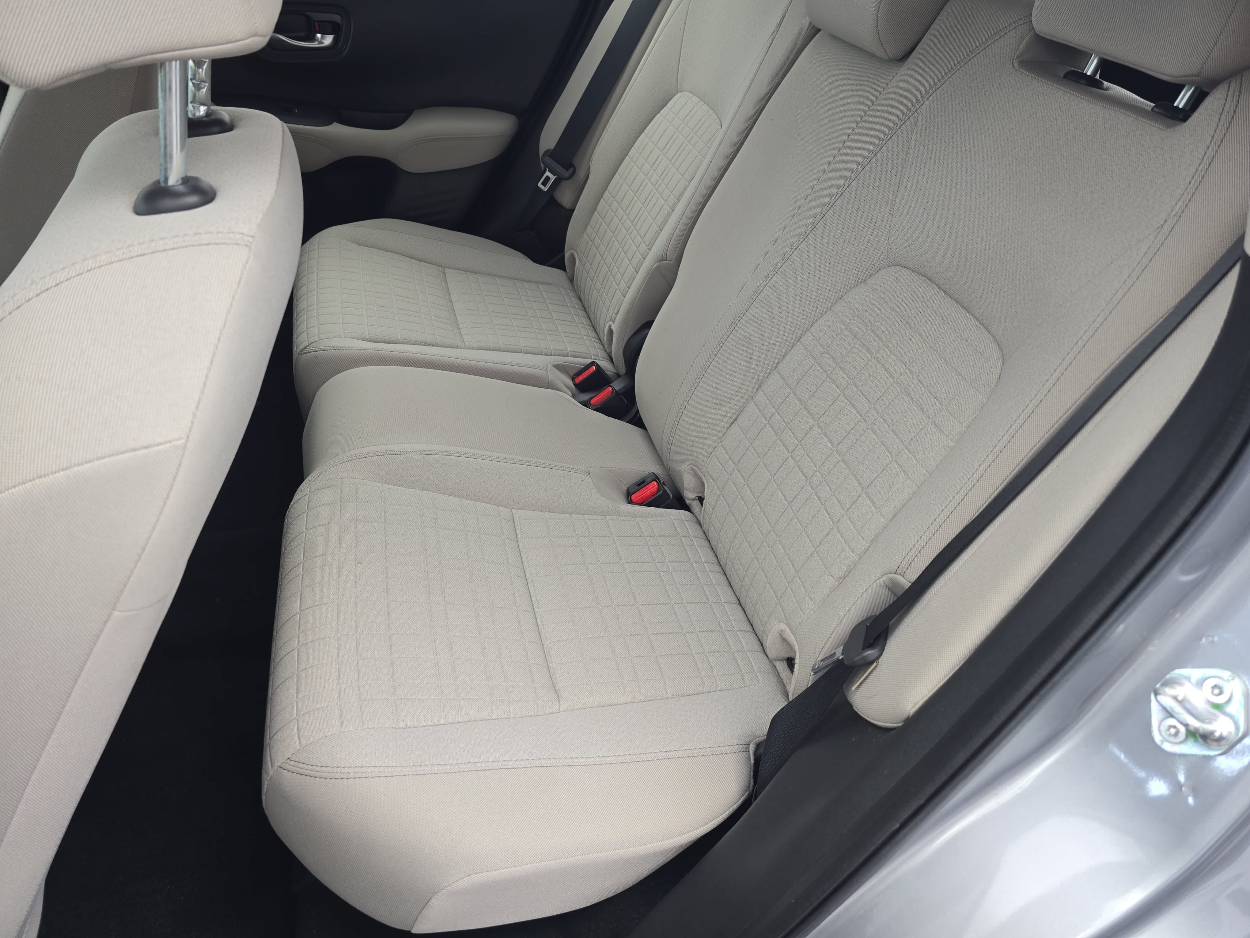Used 2024 Honda HR-V LX image 13