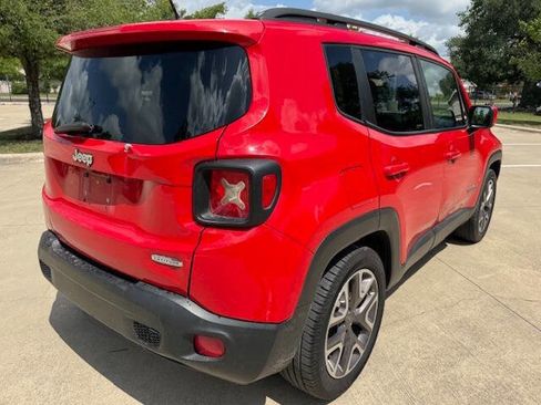 Used 2015 Jeep Renegade Latitude w/ Popular Equipment Group FWD image 11