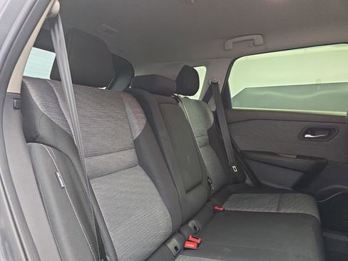 Used 2023 Nissan Rogue SV image 44