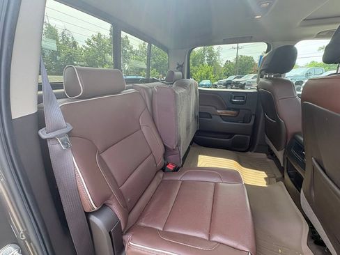 Used 2015 Chevrolet Silverado 1500 High Country w/ High Country Premium Package AWD/4WD image 13