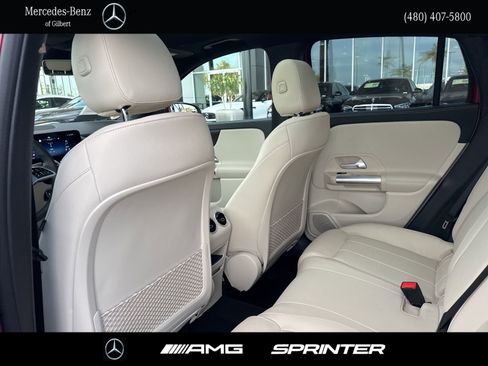 Certified 2025 Mercedes-Benz GLA 250 image 18