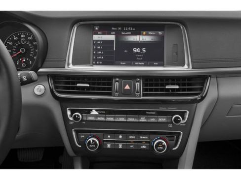 Used 2018 Kia Optima LX FWD image 14