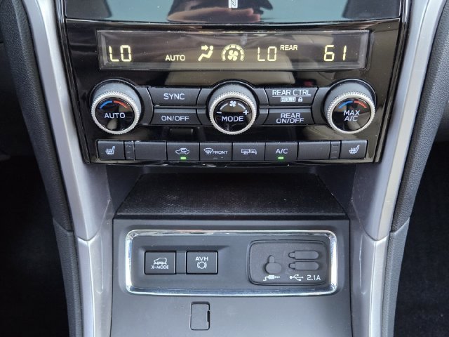 Used 2020 Subaru Ascent Limited w/ Technology Package AWD/4WD image 17