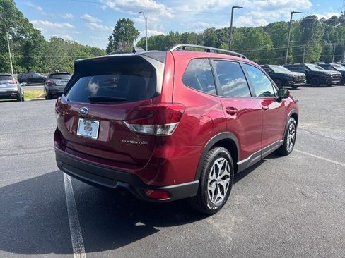 Certified 2024 Subaru Forester Premium AWD/4WD image 3