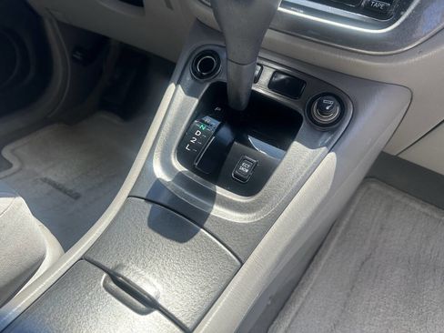 Used 2003 Toyota Highlander 4WD V6 image 23