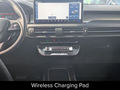 Certified 2023 Lincoln Corsair AWD w/ Equipment Group 101A image 34