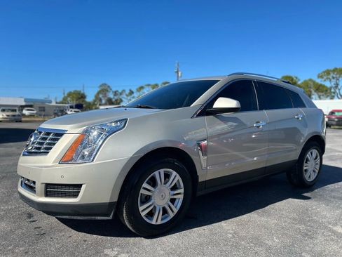 Used 2016 Cadillac SRX Luxury image 9