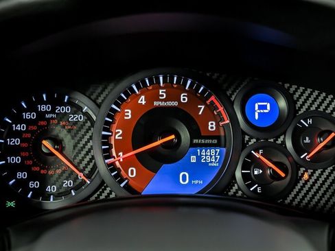 Used 2020 Nissan GT-R NISMO AWD/4WD image 25