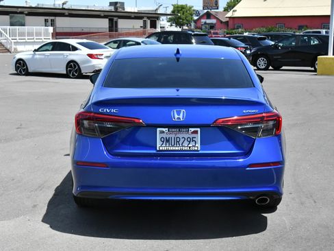 Used 2024 Honda Civic Sport image 7