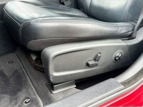 Used 2013 Chrysler 300 AWD w/ Driver Convenience Group image 20