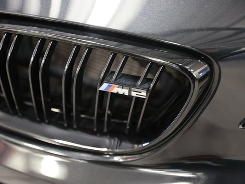 Used 2018 BMW M2 image 9
