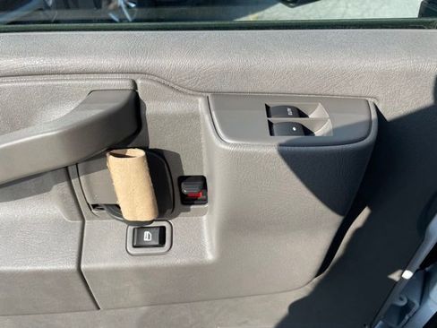 New 2025 Chevrolet Express 3500 w/ Power Convenience Package image 7