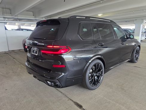 New 2026 BMW X7 M60i image 4