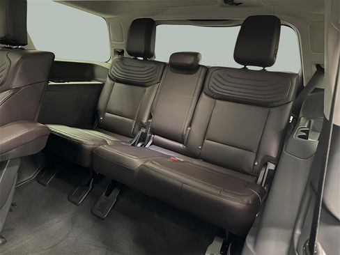 New 2025 Ford Expedition Platinum w/ Platinum Ultimate Package image 17