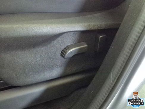 Used 2024 Subaru Ascent Limited w/ Technology Package image 15