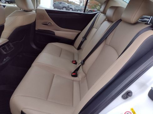 Used 2019 Lexus ES 350 image 13