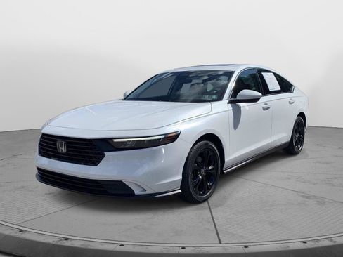 Certified 2024 Honda Accord EX image 7