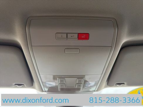 Used 2019 Volkswagen Atlas SE w/ Towing Package image 18