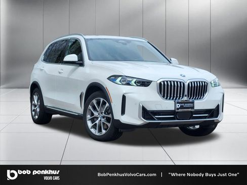 Used 2026 BMW X5 xDrive40i AWD/4WD image 1
