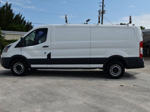 Used 2017 Ford Transit 250 148 Low Roof RWD image 4