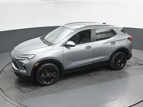 Used 2024 Buick Encore GX Sport Touring AWD/4WD image 37