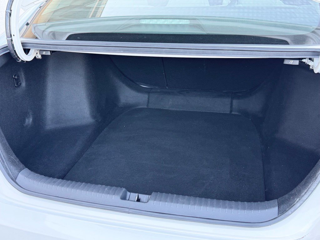 Used 2025 Honda Accord SE image 9
