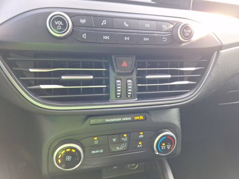 Used 2020 Ford Escape S FWD image 25