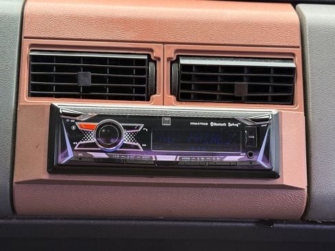 Used 1989 GMC Sierra 1500 4x4 Regular Cab image 27