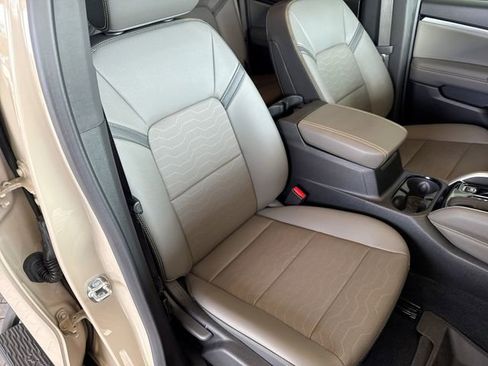 Used 2024 Chevrolet Colorado ZR2 w/ ZR2 Convenience Package III image 25