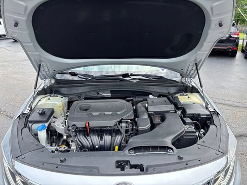 Used 2019 Kia Optima LX FWD image 11