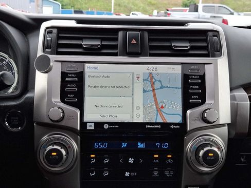 Used 2020 Toyota 4Runner Limited AWD/4WD image 17