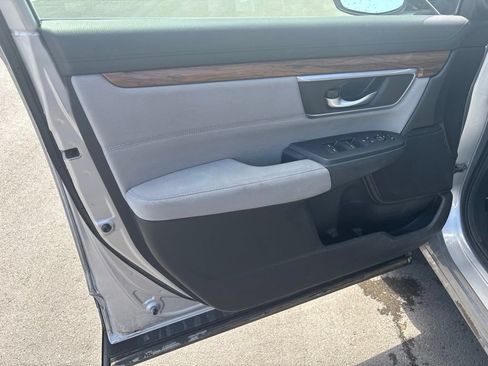 Used 2017 Honda CR-V EX image 5