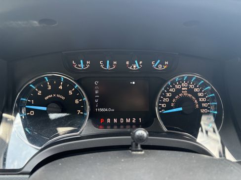 Used 2012 Ford F150 XLT w/ XLT Chrome Pkg image 10