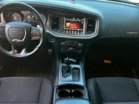 Used 2021 Dodge Charger GT w/ Driver Convenience Group RWD image 4