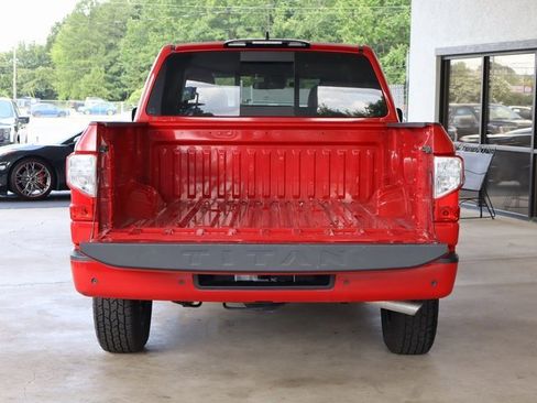 Used 2023 Nissan Titan SV image 37