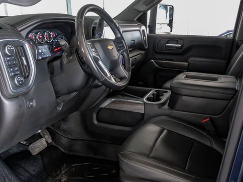 Used 2022 Chevrolet Silverado 2500 LTZ w/ LTZ Plus Package AWD/4WD image 15