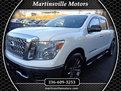Used 2018 Nissan Titan SV w/ SV Convenience Package