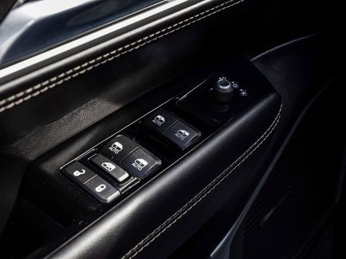 Used 2022 Jeep Wagoneer Series I w/ Premium Group I image 12