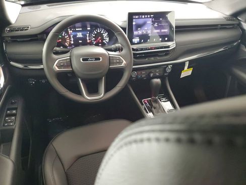 New 2026 Jeep Compass Latitude AWD/4WD image 15