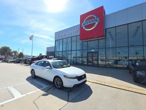 Used 2024 Honda Accord EX image 2