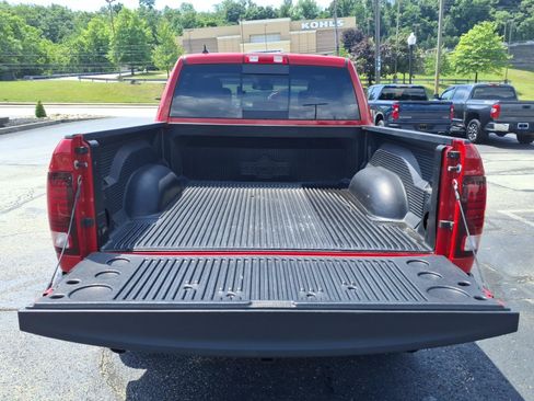 Certified 2019 RAM 1500 Warlock w/ Luxury Group AWD/4WD image 7