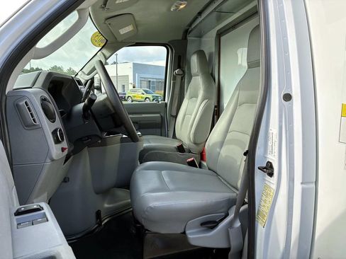 Used 2024 Ford E-350 and Econoline 350 Super Duty w/ Power Windows & Locks Group RWD image 20