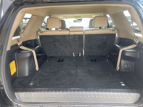 Used 2022 Toyota 4Runner SR5 Premium w/ Moonroof Package image 57