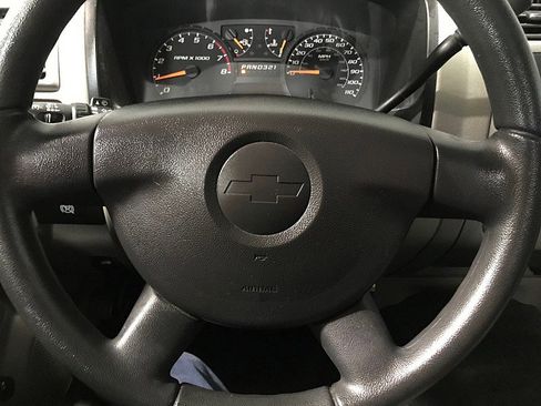 Used 2008 Chevrolet Colorado LS image 16